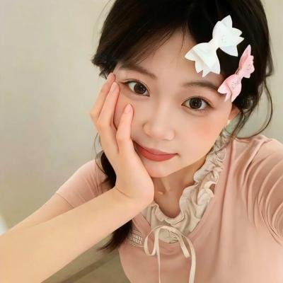 那女孩是谁
